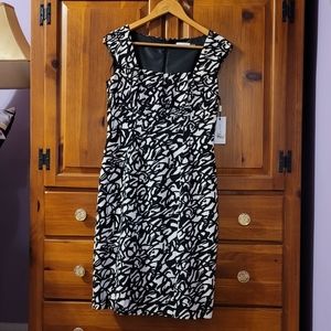 Calvin Klein Black & White Print Dress, Size 6